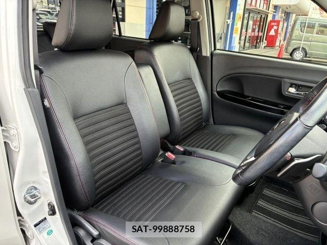 Daihatsu CAST 2015-11 8870617-9