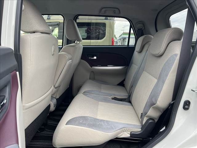Daihatsu CAST 2019-09 1543466-8