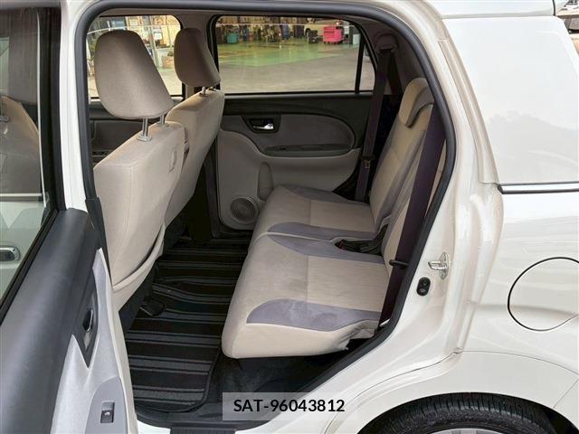 Daihatsu CAST 2020-07 1823130-3