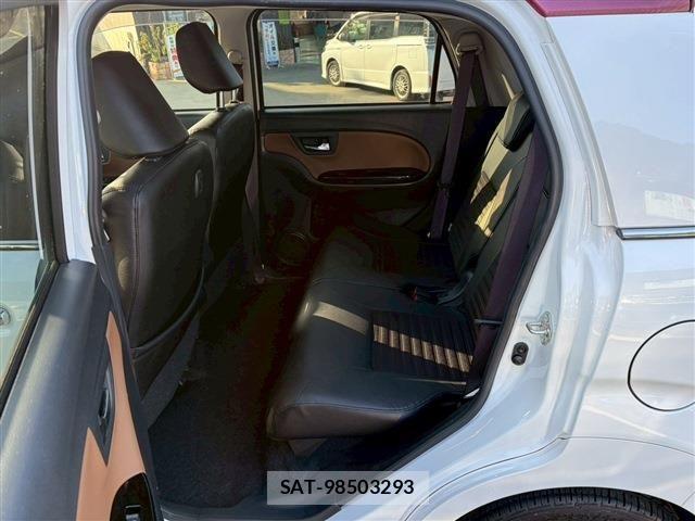 Daihatsu CAST 2021-04 2317935-4