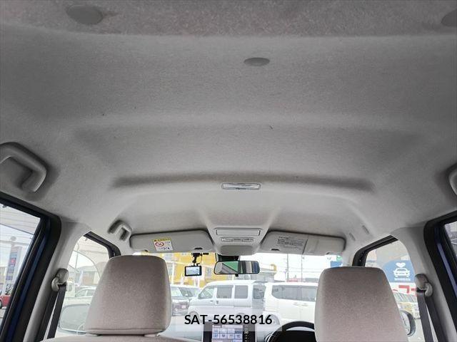 Daihatsu CAST 2016-08 4588726-13