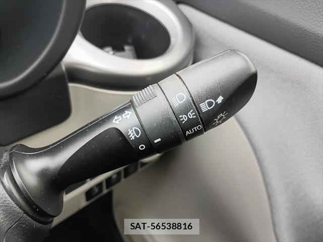 Daihatsu CAST 2016-08 4588726-24