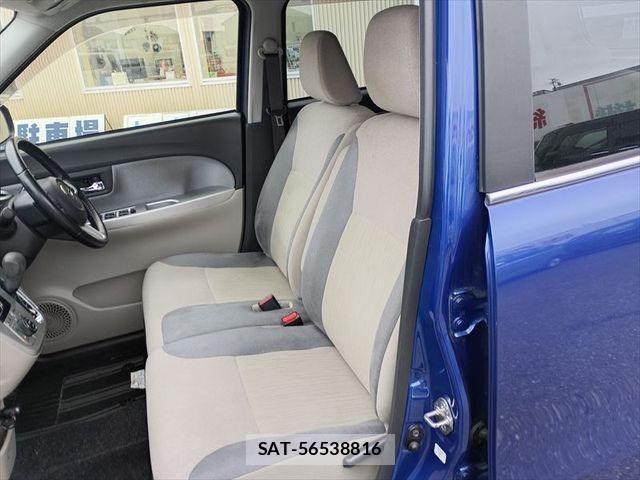 Daihatsu CAST 2016-08 4588726-8