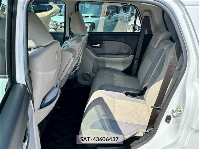 Daihatsu CAST 2022-12 6008109-4