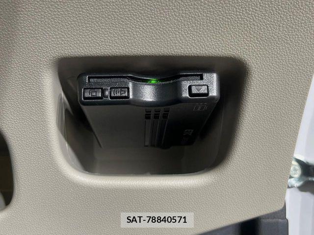 Daihatsu CAST 2021-08 6675332-6