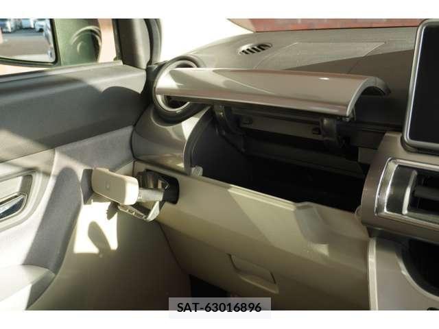 Daihatsu CAST 2016-09 6675336-26