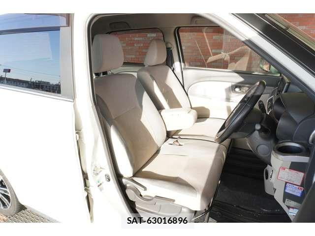 Daihatsu CAST 2016-09 6675336-5