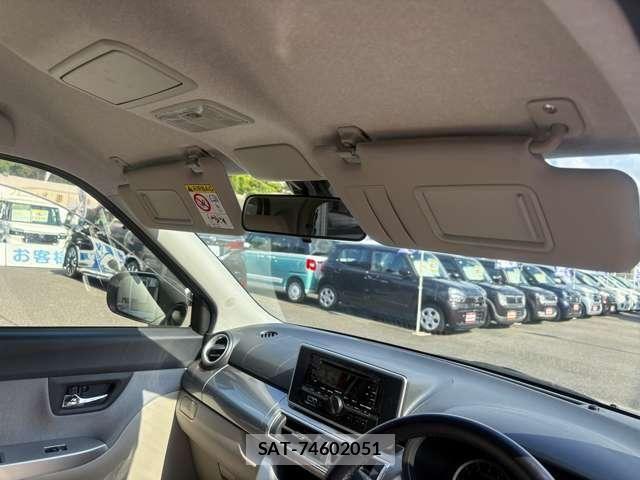Daihatsu CAST 2016-05 6814163-26