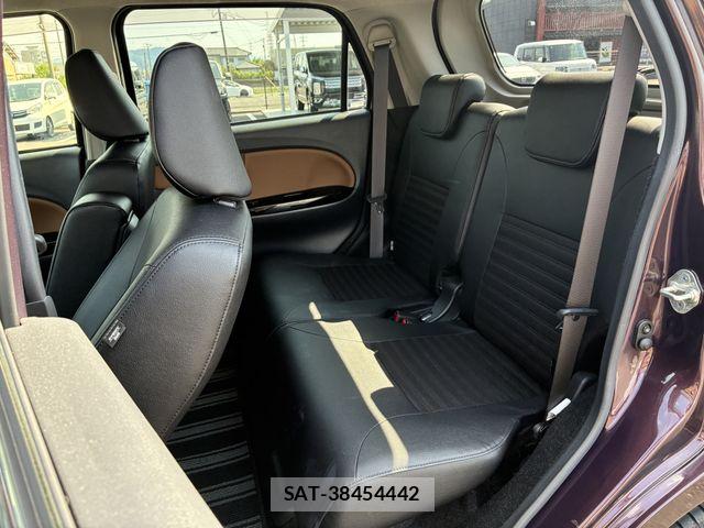 Daihatsu CAST 2018-02 6903117-17