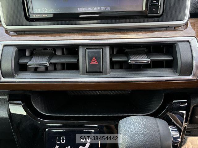 Daihatsu CAST 2018-02 6903117-25