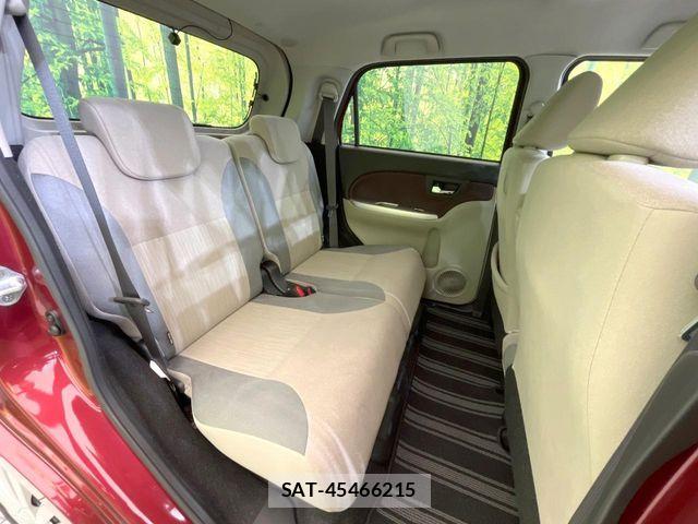 Daihatsu CAST 2017-04 6903261-8
