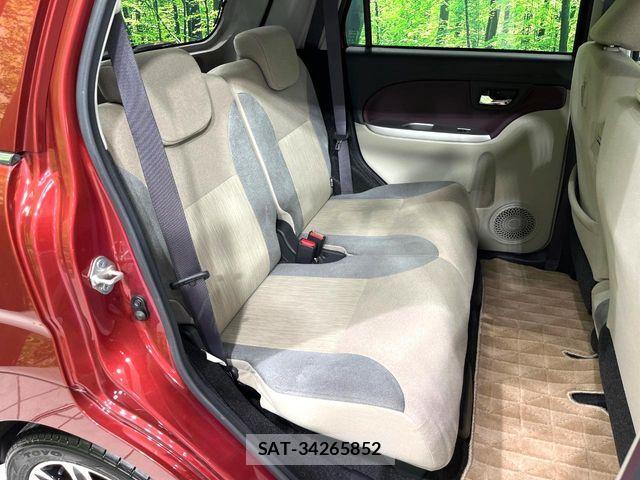 Daihatsu CAST 2015-11 7057867-8