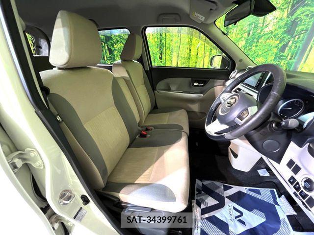 Daihatsu CAST 2016-03 7215953-7