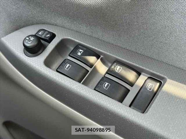 Daihatsu CAST 2019-11 7215971-24