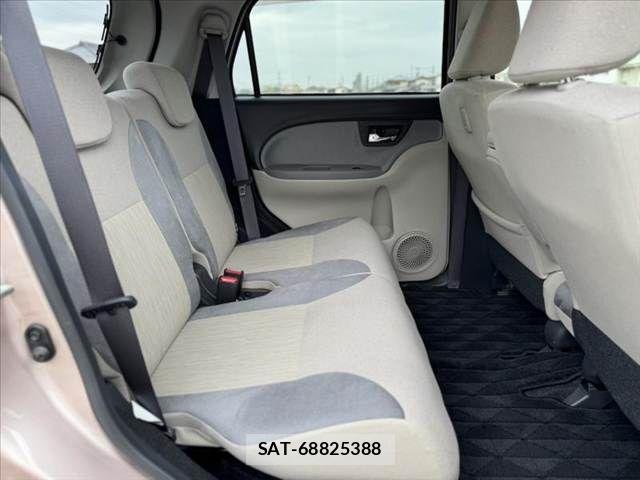 Daihatsu CAST 2016-01 7215950-18