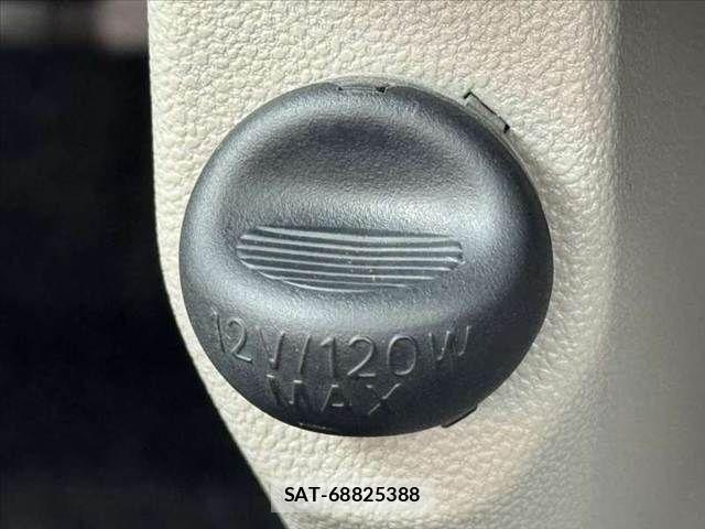 Daihatsu CAST 2016-01 7215950-25