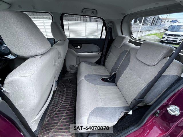 Daihatsu CAST 2016-02 7215948-12