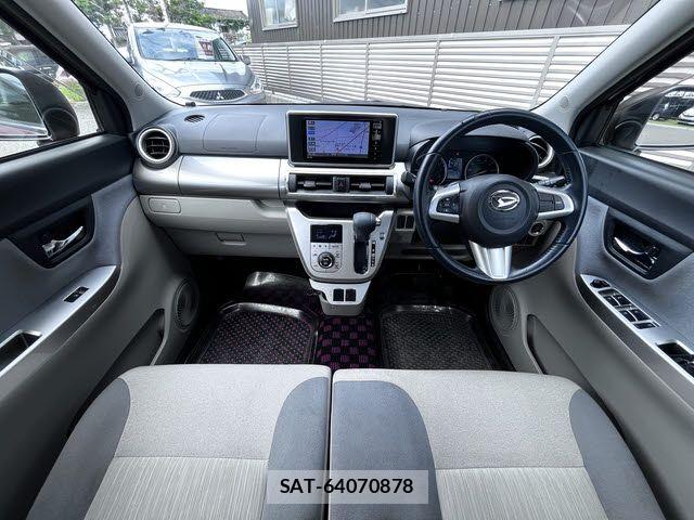 Daihatsu CAST 2016-02 7215948-1