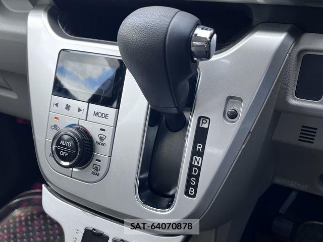 Daihatsu CAST 2016-02 7215948-19