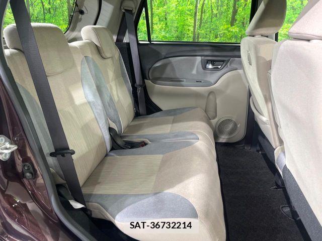 Daihatsu CAST 2018-11 7215966-8