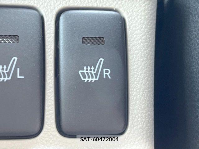 Daihatsu CAST 2022-01 7215969-4