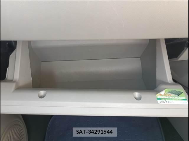 Daihatsu CAST 2015-10 7250097-21