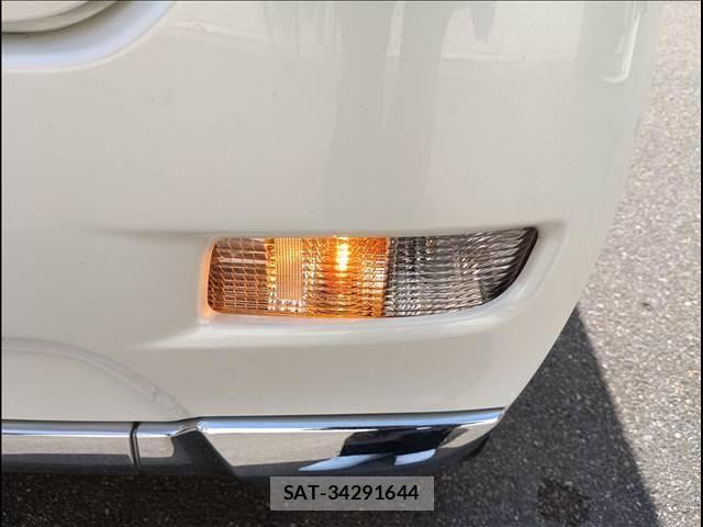 Daihatsu CAST 2015-10 7250097-7