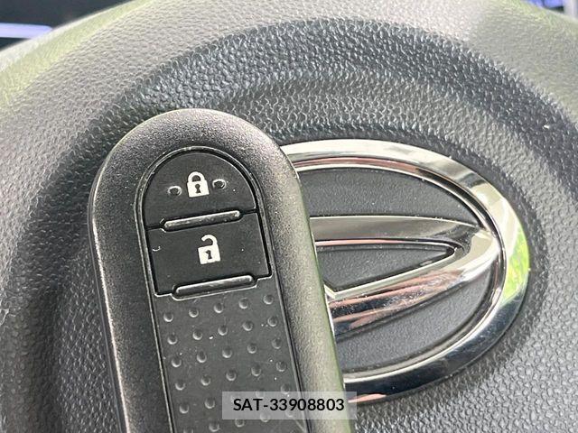 Daihatsu CAST 2016-03 7326139-4