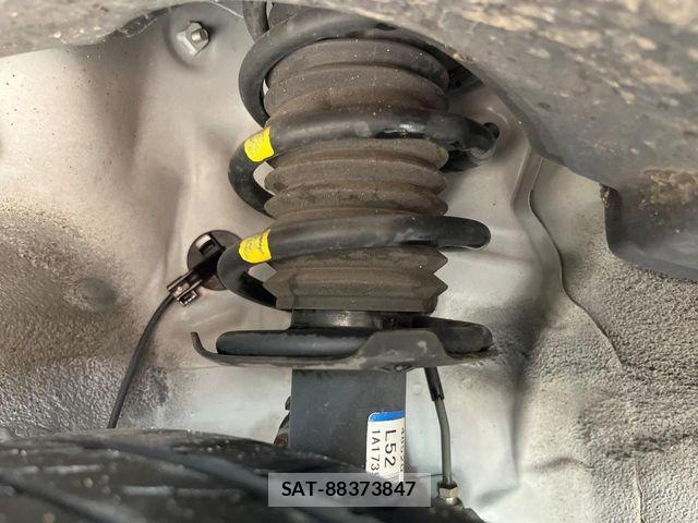 Daihatsu CAST 2015-10 7326140-19
