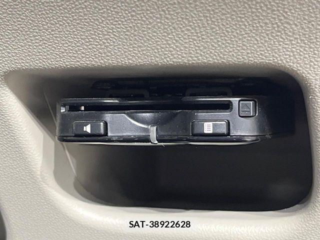 Daihatsu CAST 2016-06 7357124-5