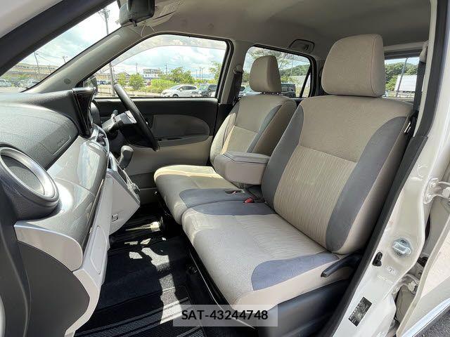 Daihatsu CAST 2017-07 7453394-18