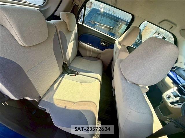Daihatsu CAST 2017-06 7453389-22