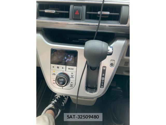 Daihatsu CAST 2016-09 7615439-15