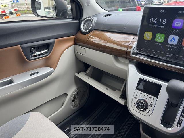 Daihatsu CAST 2016-01 7960916-21