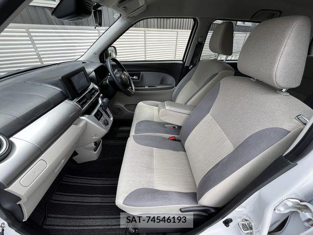 Daihatsu CAST 2022-08 7960905-18