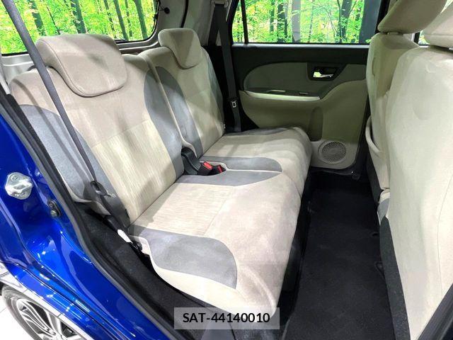 Daihatsu CAST 2016-02 7978777-8