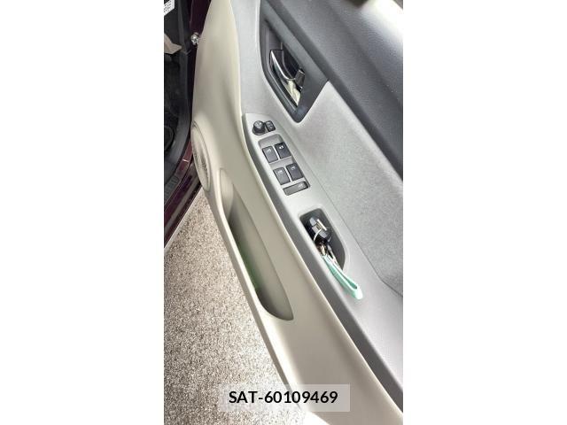 Daihatsu CAST 2017-04 8034783-9