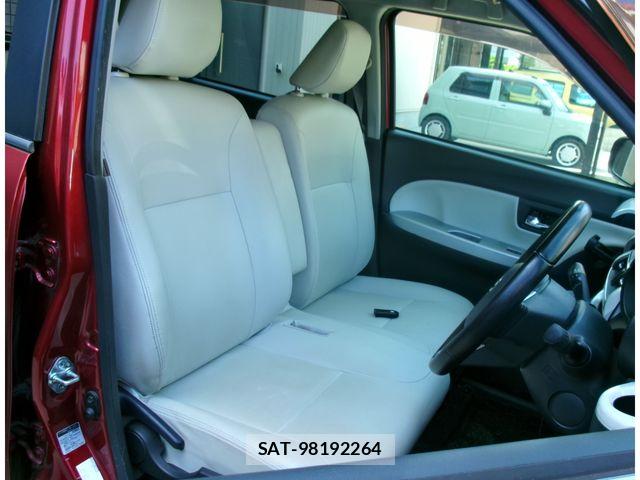 Daihatsu CAST 2016-07 8034782-7