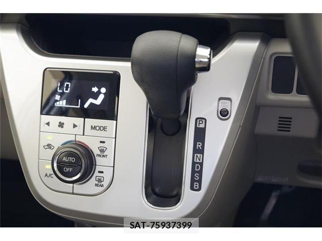 Daihatsu CAST 2017-03 8206786-9