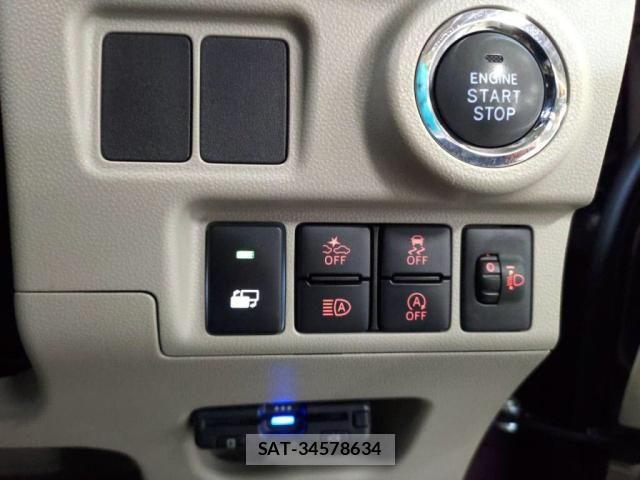 Daihatsu CAST 2020-12 8206782-13