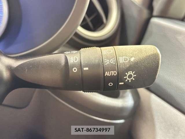 Daihatsu CAST 2016-02 8206785-11