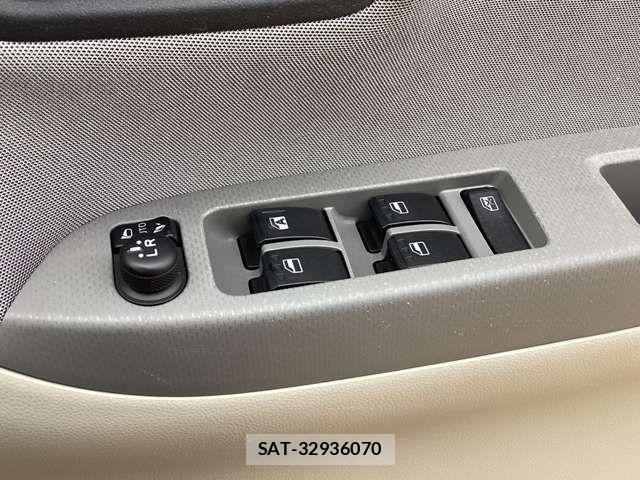 Daihatsu CAST 2015-12 8229236-16