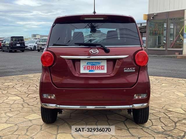 Daihatsu CAST 2015-12 8229236-5