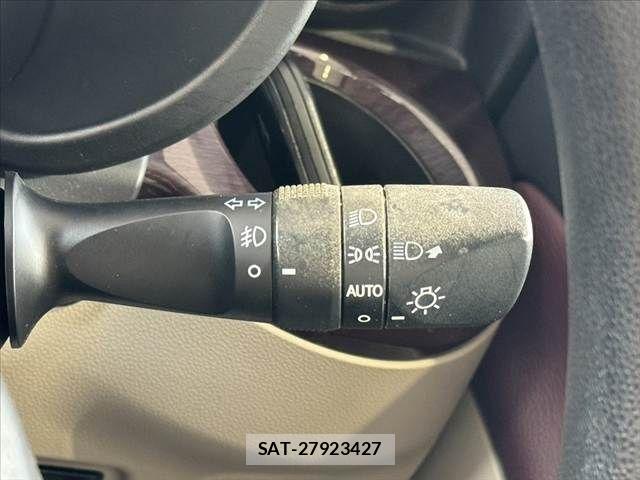 Daihatsu CAST 2019-08 8244823-24