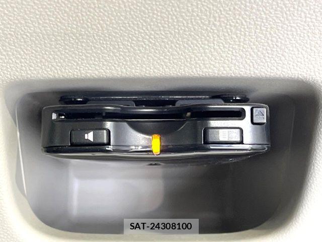 Daihatsu CAST 2016-02 8313637-5
