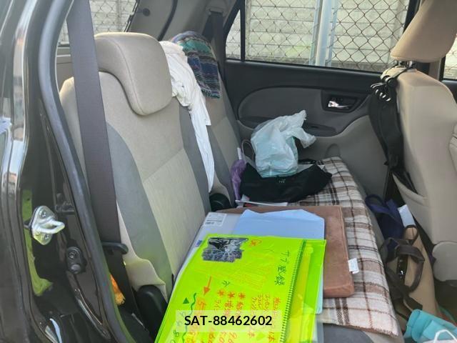 Daihatsu CAST 2017-02 8335194-6