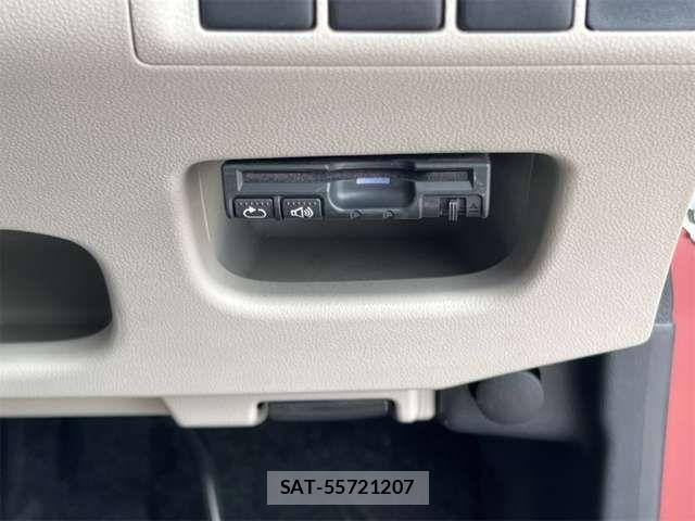 Daihatsu CAST 2015-11 8365110-6