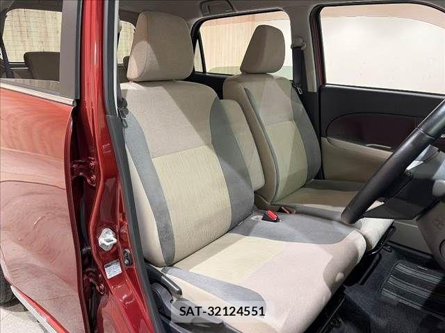 Daihatsu CAST 2016-09 8561385-7