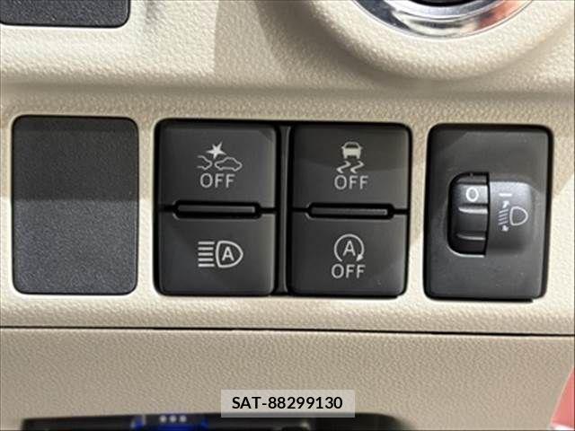 Daihatsu CAST 2022-06 8828192-6
