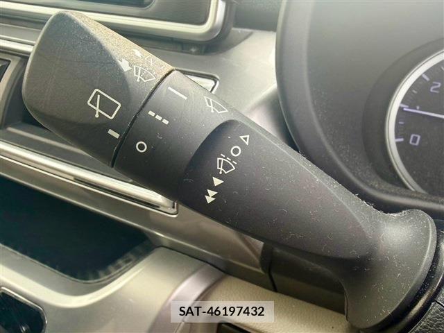 Daihatsu CAST 2019-07 8883399-11